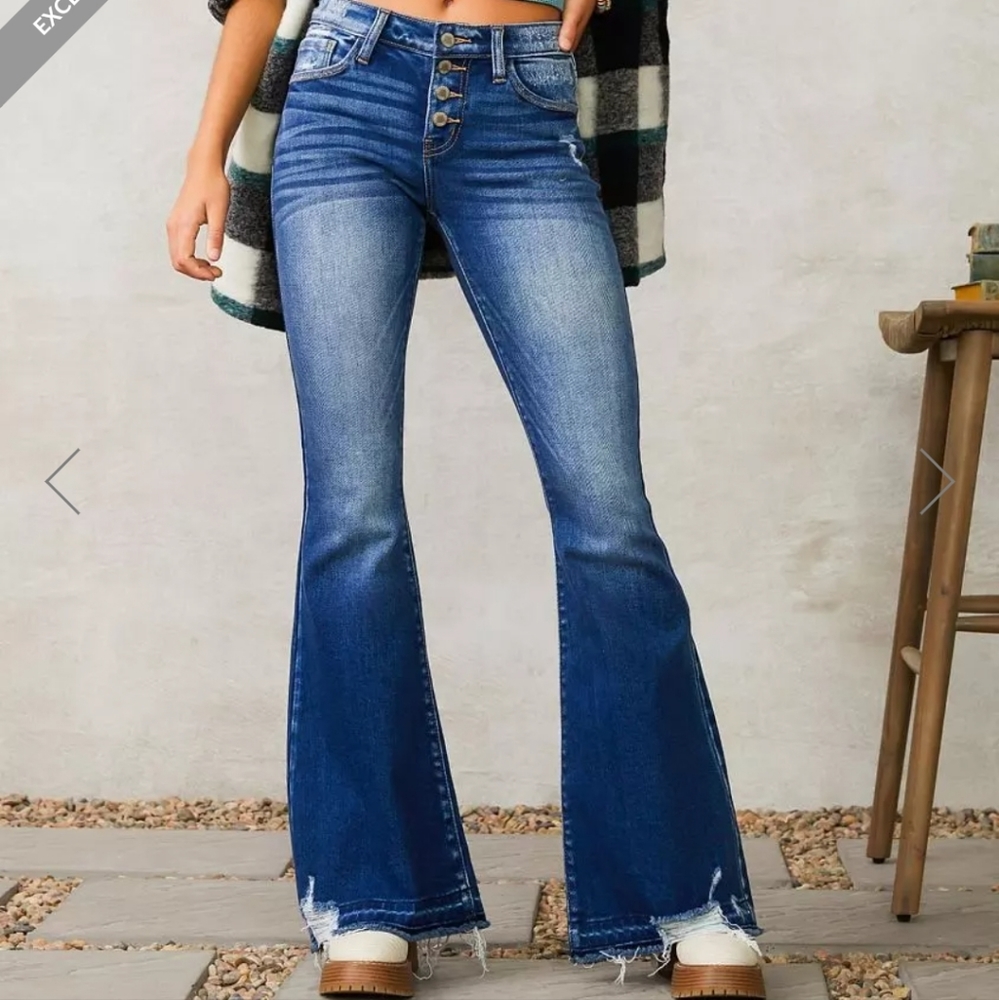 KanCan MidRise Super Flare Jeans